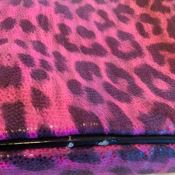 Betsey Johnson Betseyville Laptop Bag - Picture 10 of 11